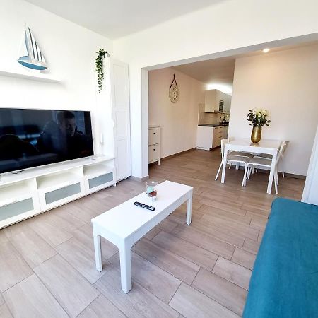 Apartamento Dino 10 Playa Roca Apartman Costa Teguise Kültér fotó