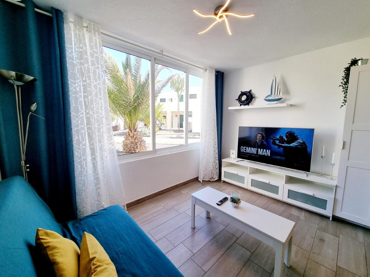 Apartamento Dino 10 Playa Roca Apartman Costa Teguise Kültér fotó